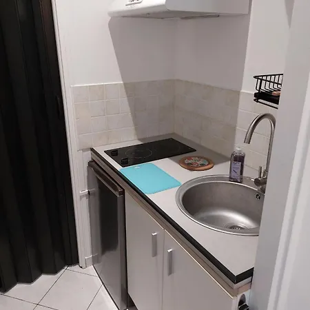 Petit Studio Cosy A Proximite De Paris Apartment